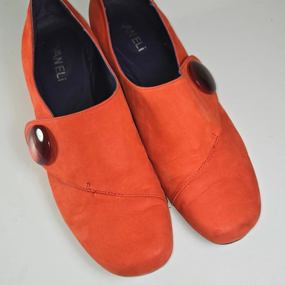 Unique Vaneli Orange Suede Wedge Shoes with Button‎ Accent Size 9N
